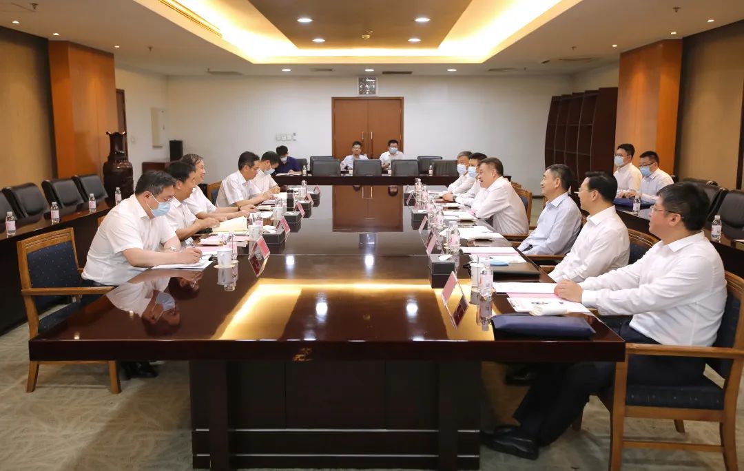 1658466140500061913.jpeg 光大集团与国家烟草专卖局举行合作会谈